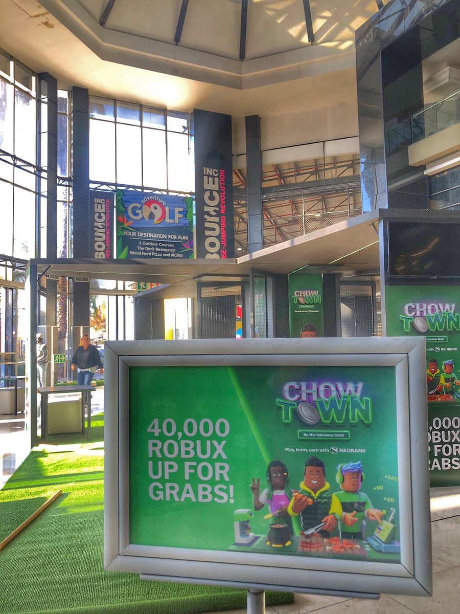 Carolinerathabe's tweet image. Parents we attending day one mall activation with our kids today at Fourways Mall. Play Chow Town game now on bit.ly/477pIt5. Remember there’s a 40 000 Robux voucher to be won when you open Nedbank4Me children account. Let’s take our kids to Fourways mall to have fun and