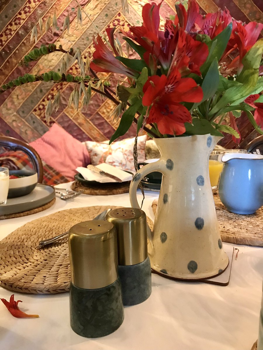 ednoveanfarm's tweet photo. Great morning! Itโs #breakfast time at Ednovean Farm #breakfastserved #cornwallholiday #visitcornwall #lovepenzance #Perranuthnoe https://t.co/vZrbgS7nNS