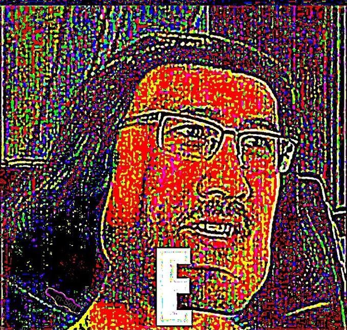 m4r_lol's tweet photo. @InternetH0F Can't spell "he" without E https://t.co/ZXl8GVhEQF