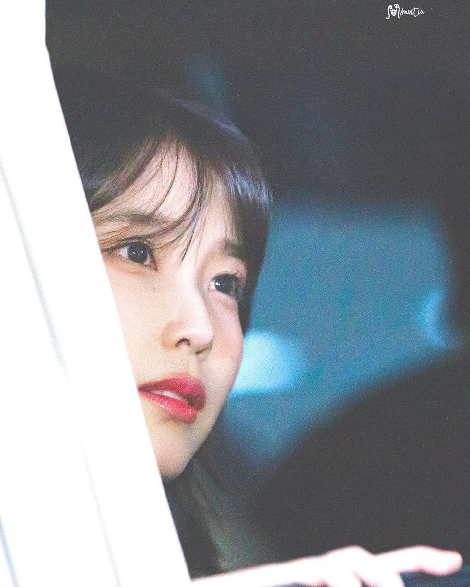 iumochi_'s tweet photo. #IU #아이유 #이지은 https://t.co/gsqU8NivsF