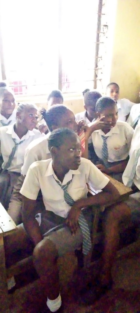 AjendaKenya's tweet photo. We conducted a sensitization on Adolescent Sexual Reproductive Health Rights at Junda High School. The aim is to ensure that the adolescents can have healthy and meaningful relationships to avoid unplanned pregnancies and sexually transmitted infections. https://t.co/v16r4YzAzj