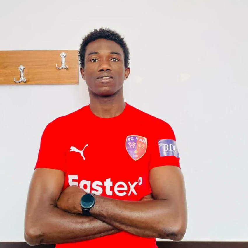 Right2WSC's tweet photo. 🚨 DEAL COMPLETED 🚨
Captain fantastic, Chukwuebuka Okoronkwo has joined Armenian Premier League side, FC VAN.
Deal completed for the extremely reliable central defender.
All the best in this new adventure lad.
#Right2Win #WeAreGifted https://t.co/YnmfTwG6Da