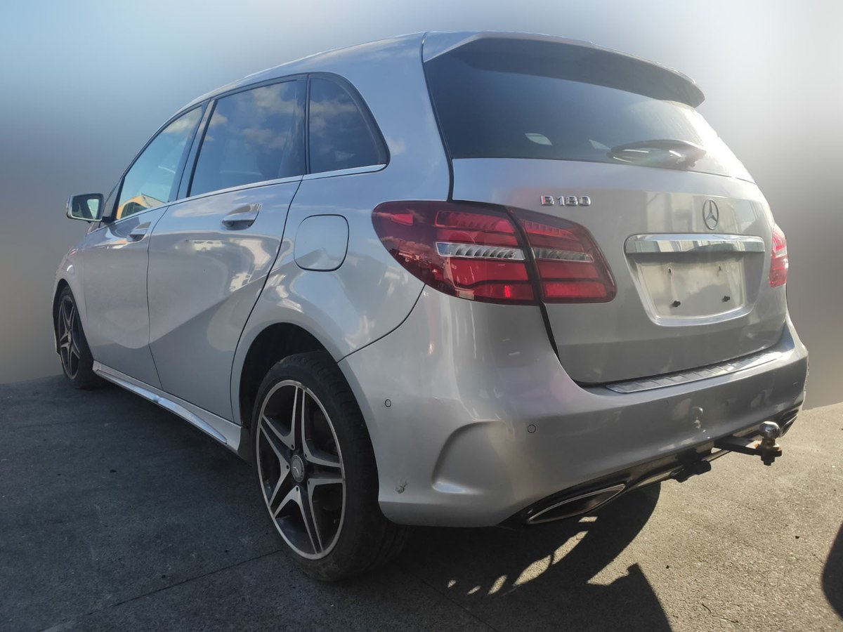 propelauto's tweet photo. Mercedes W246 B180 M270910 2015' AMG Line Car arrived at #PropelAuto @ EuroWorld

Ping us &amp; Upgrade your Family Car B-Class now🤗🚖🛒

#W246 #AMGBodykit #AMGBrakes #AMG #B180 #AMGBumper #Facelift #AMGRims #ScrapCar #COECar #SingaporeCar #Export #FrontCut #SupportCut #LEDHeadlamp https://t.co/Vg2Bw7SAjl