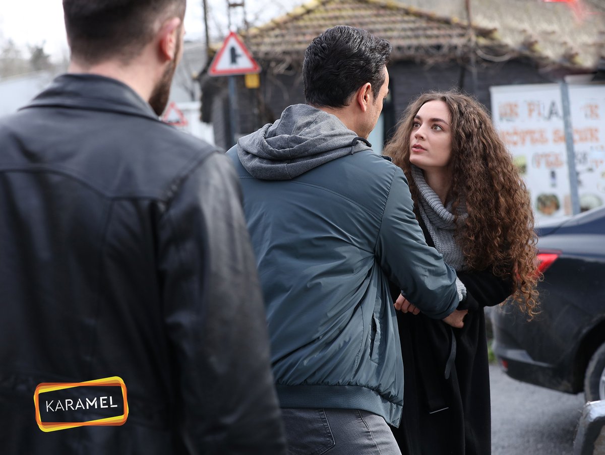 emanetkanal7's tweet photo. #Emanet yeni bölümleriyle hafta boyunca her gün 19:00'da @kanal7'de! 💕 #BenVarım @KaramelYapim https://t.co/EL9KOHyZop