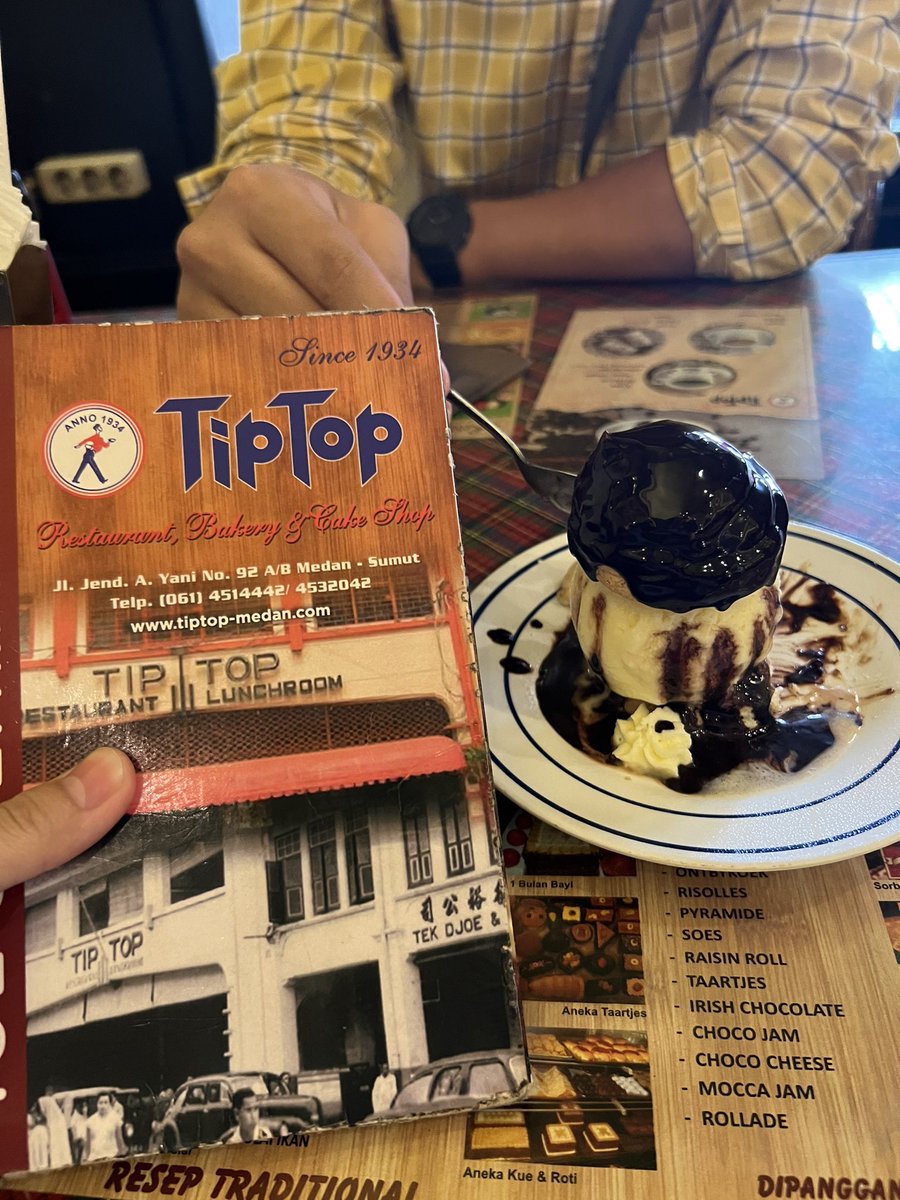 Sheytaradia92's tweet photo. Legend di Medan TipTop https://t.co/DK2IVvxVBy