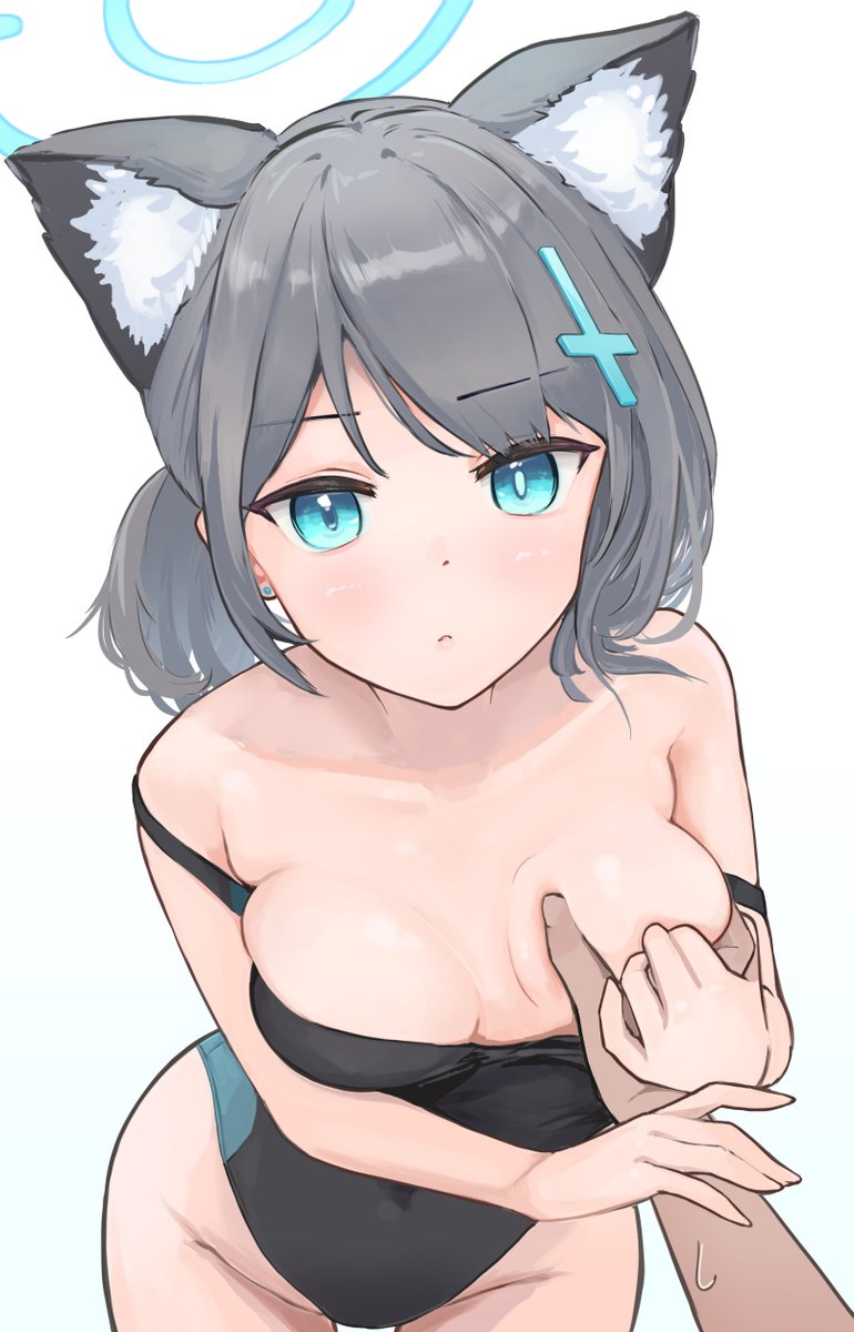 砂狼シロコ(ブルアカ) ,砂狼シロコ(水着) 「ん」|ryh4のイラスト