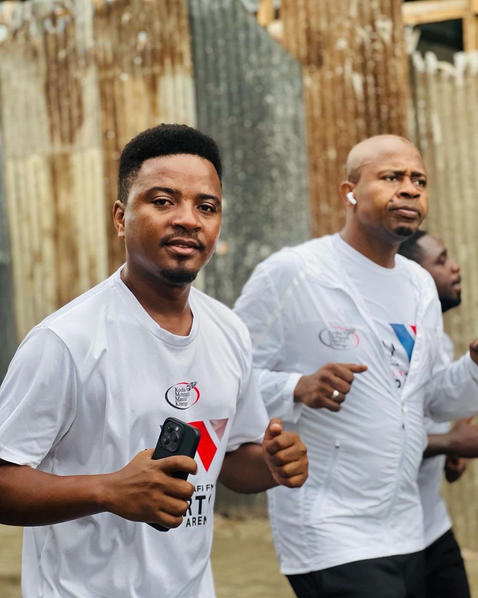 wasafijogging's tweet photo. Chama la Wana @wasafijogging Leo Kilometa 15 za haraka kabisa pasua kifua. https://t.co/3pZSQjzKXB