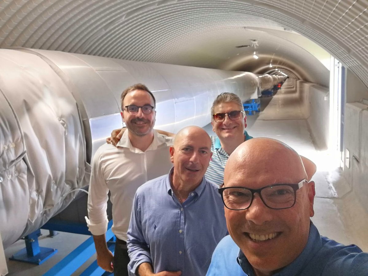 edgelabsrl's tweet photo. Edgelab  a Virgo (Cascina, PI): uno dei tre osservatori al mondo in grado di rivelare le onde gravitazionali  Grazie al Direttore  Carpinelli che ci ha affascinato 
https://t.co/VFqnyzzG6U
 #scientificresearch #physics #researcher #scienceandenvironment #earthandspacesciences https://t.co/d9Gat9htdx