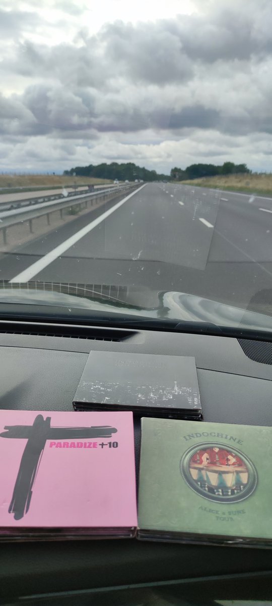 stephchris69's tweet photo. @nicolasirkis @oLidESaT_ @indochinetwitt on roule.....go Lyon go.... à tt🤩🤩🎹🎤 https://t.co/wfC4HwzhDU