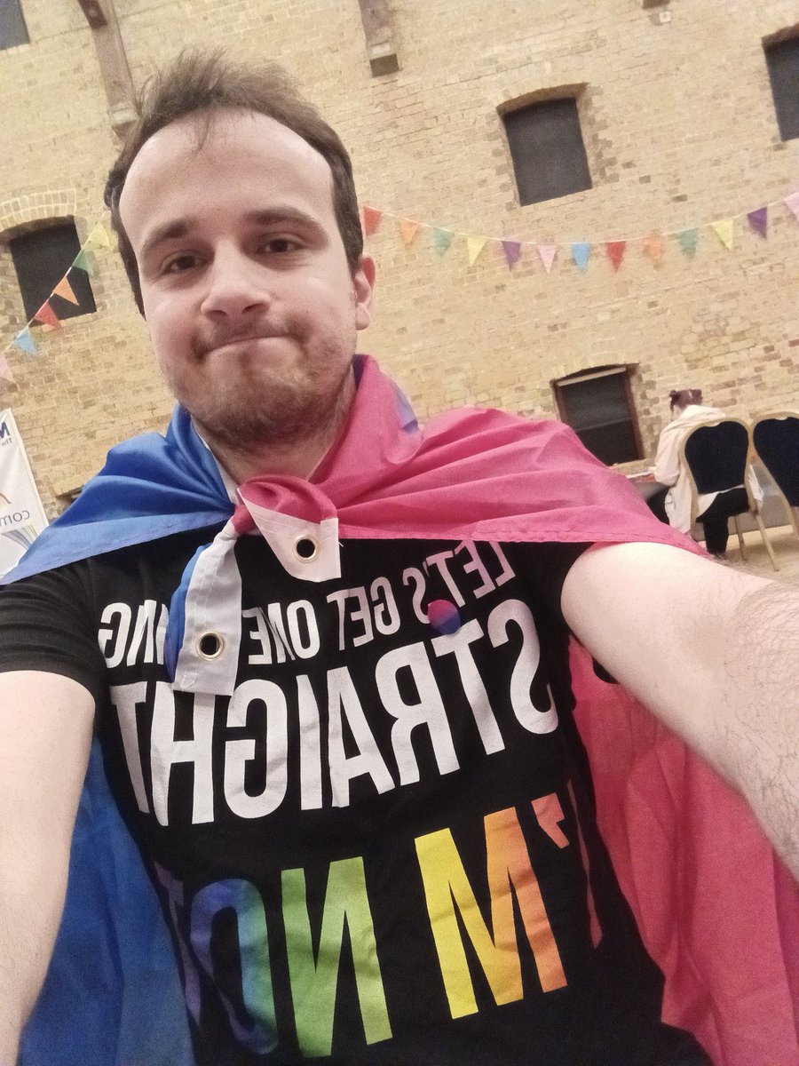 Alextuffalo's tweet photo. Representing Bi Pride UK at Ely Pride, come say hi! ๐ฅฐ @BiPrideUK #elypride #bipride https://t.co/Dcx6Izcq7P