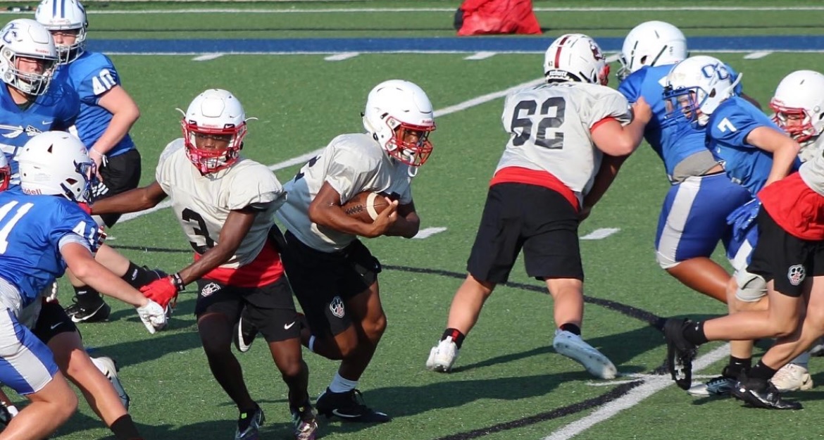 51Rechin's tweet photo. First scrimmage of the season !! https://t.co/5GmwKcppiY