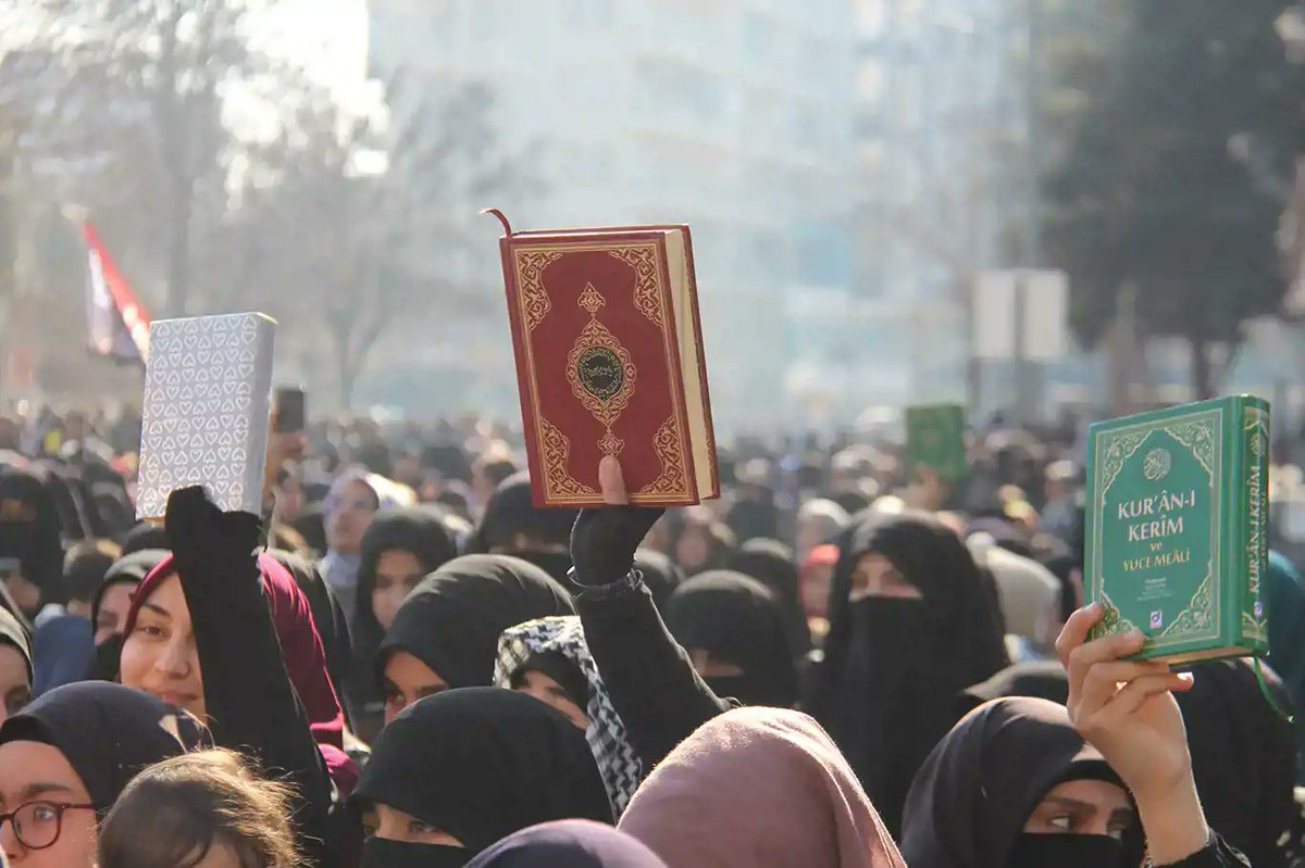 ilkeHaberAjansi's tweet photo. Diyarbakır'da "Kur'an'a Saygı" mitingi yarın

https://t.co/jqvYVo2pwW https://t.co/MqkanXAlx8