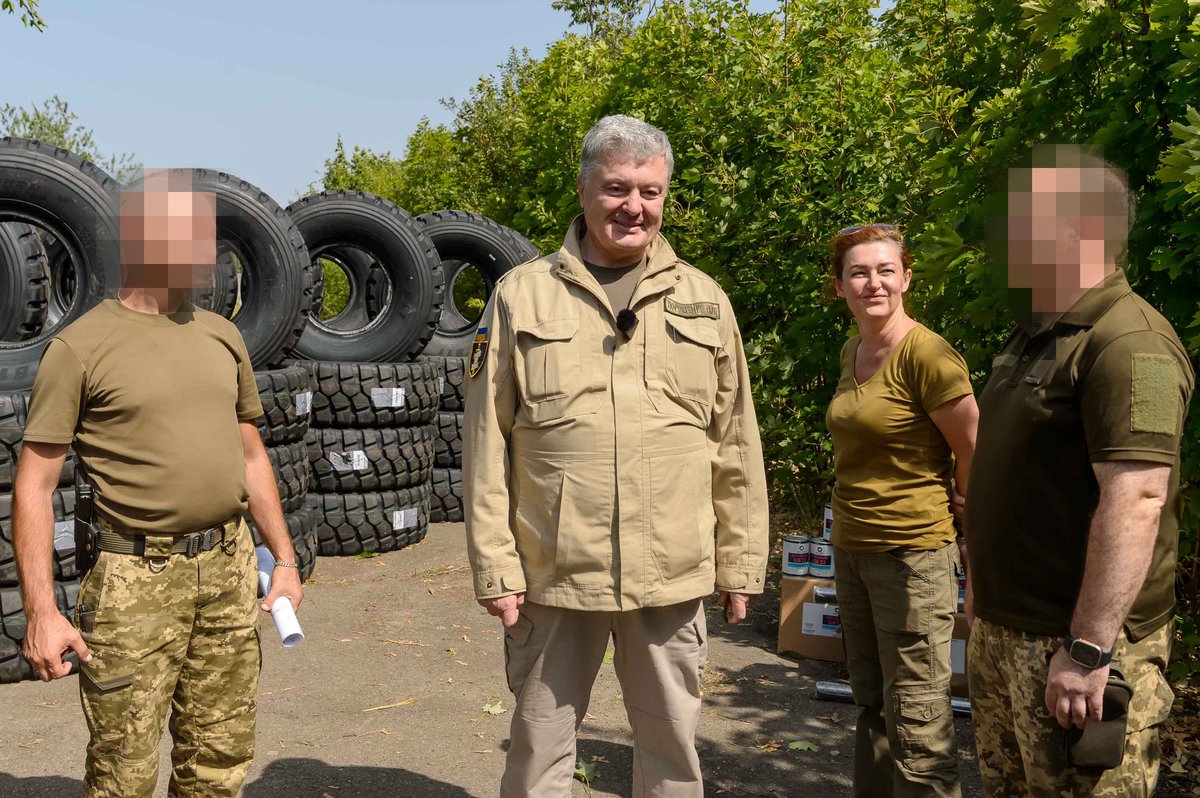 poroshenko tweet picture