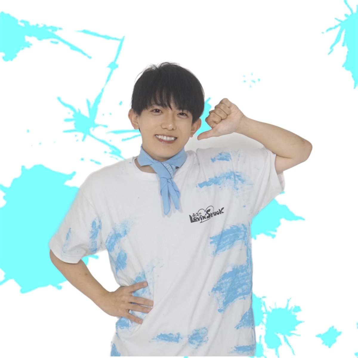 LovinStruck's tweet photo. 【新アー写公開✨】

メンバー全員の新アー写公開！✨

爽やかで夏らしい写真に
仕上がりました☀️🍉 https://t.co/9vFaye23Tx