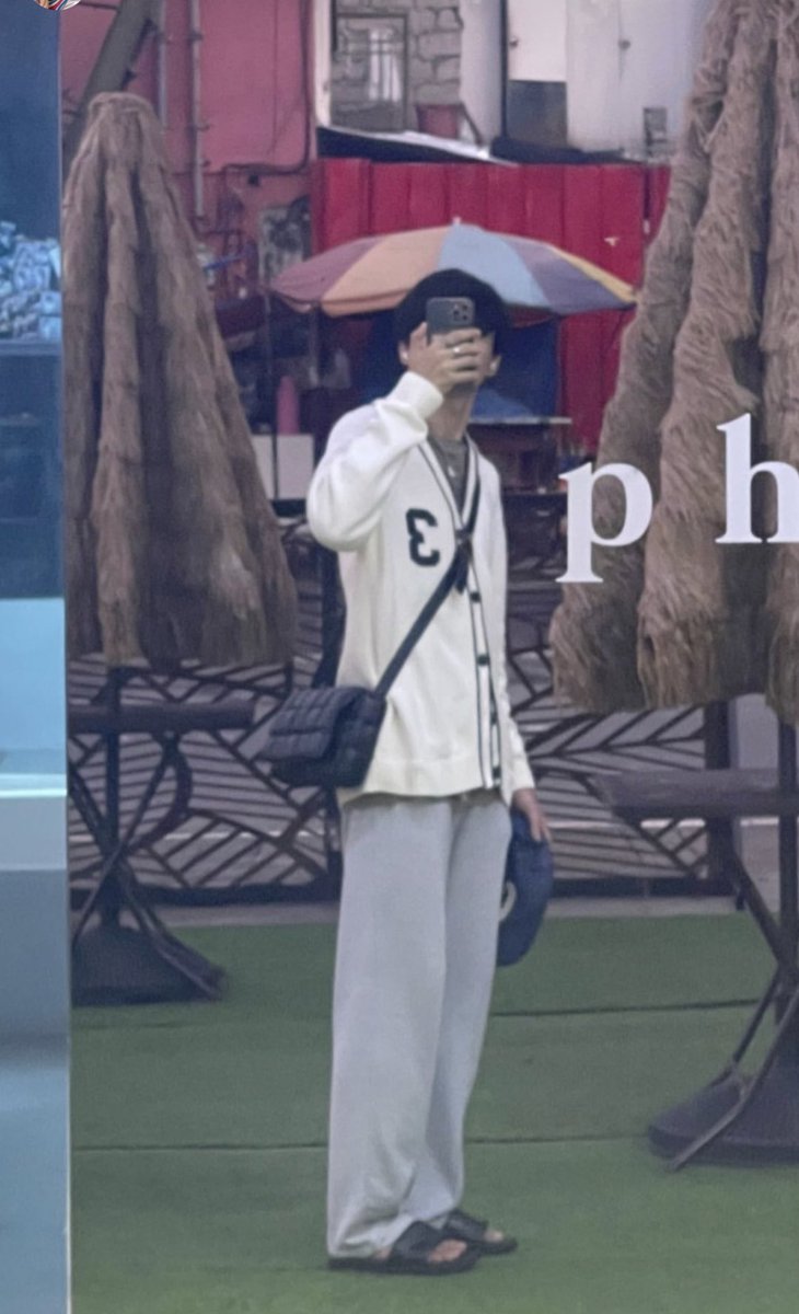 🗂️ (@clydearchives) on Twitter photo 