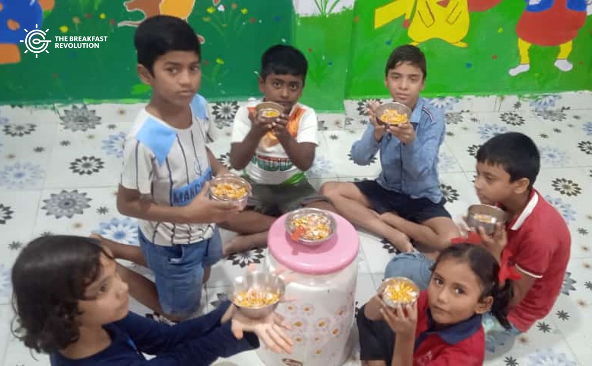 tbr_india's tweet photo. A fun day in class as students make their variants of bhel, using our healthy bajra and ragi breakfast packs! 😍

#TogetherWeCan #BuildNutritionSecurity #EndMalnutrition #IYM2023 #LetsMillet https://t.co/He4H7md7jZ