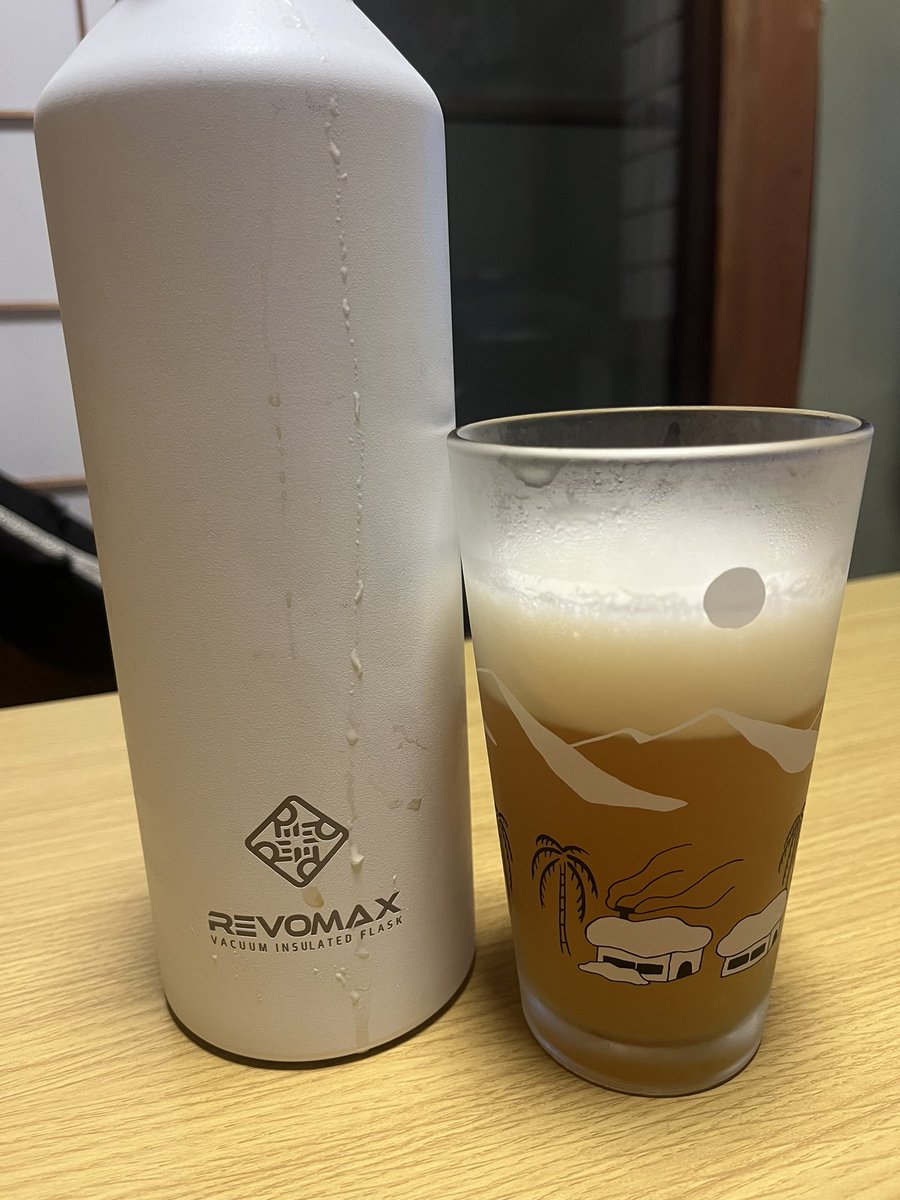 joinearth230's tweet photo. 土用の丑の日
エネルギー的には同じだな
日々暑く大変な時は天然のアミノ酸を摂るのが1番だ。
明日にはウナギは安くなるだろう https://t.co/lSU7aoaO8S