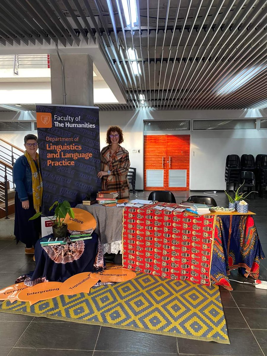 rooyen_marlie's tweet photo. Representing #Linguistics and #LanguagePractice at the #UfsOpenDay. Want to become an #interpreter or #translator? Study BA (Language Practice) at @LLP_UFS @UFSweb @Kovsie2B Email languagepractice@ufs.ac.za for more info. https://t.co/GN8fSYf3N3