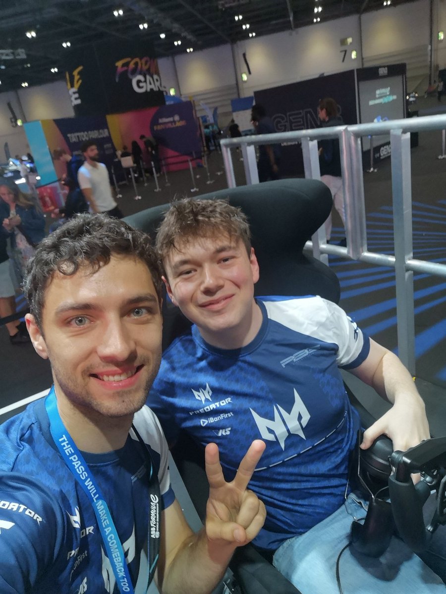ristokappet's tweet photo. We are here at London! Short practice done, rigs sort of adjusted, results completely unpredictable.
Show starts at 14:00 local
https://t.co/mZaOYtAh7S
#FEAccelerate #LondonEPrix https://t.co/rTMW6C4nzf