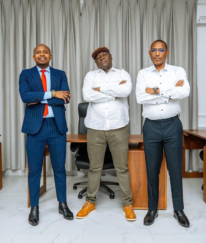 nyuki_malkia's tweet photo. Wamekuwa wa hovyo sana

Neno moja kwao https://t.co/ozJeQxU4Cy