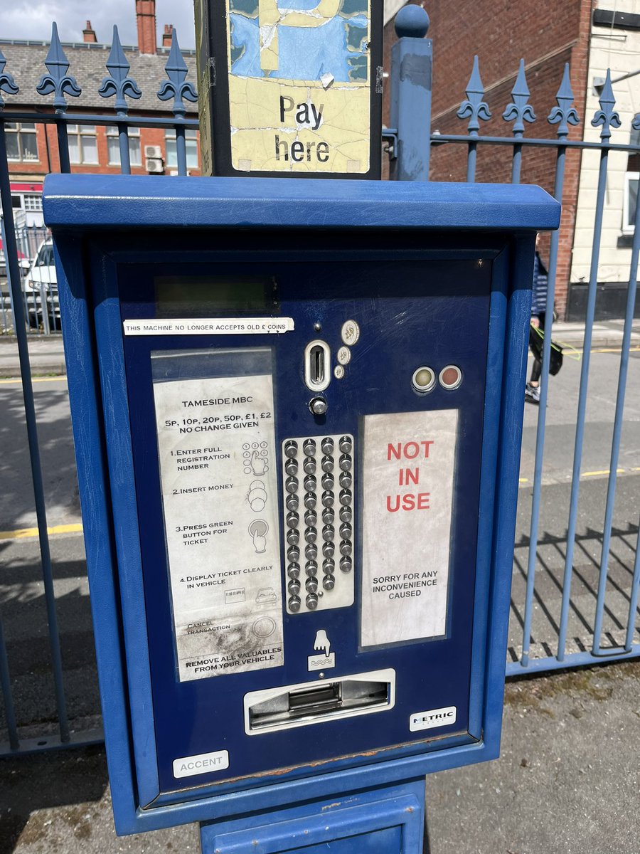 LouiseBurkus's tweet photo. @TamesideCouncil the parking machines in Ashton town centre say "Not in use", will cars be ticketed? https://t.co/77j3vFyCF1