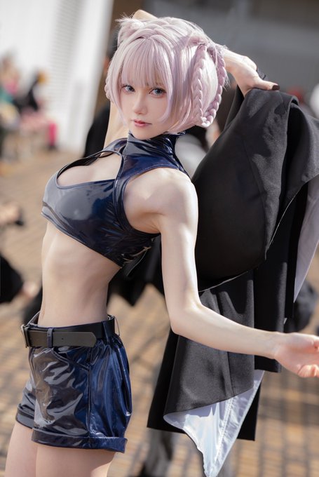 Twitterのコスプレ画像15