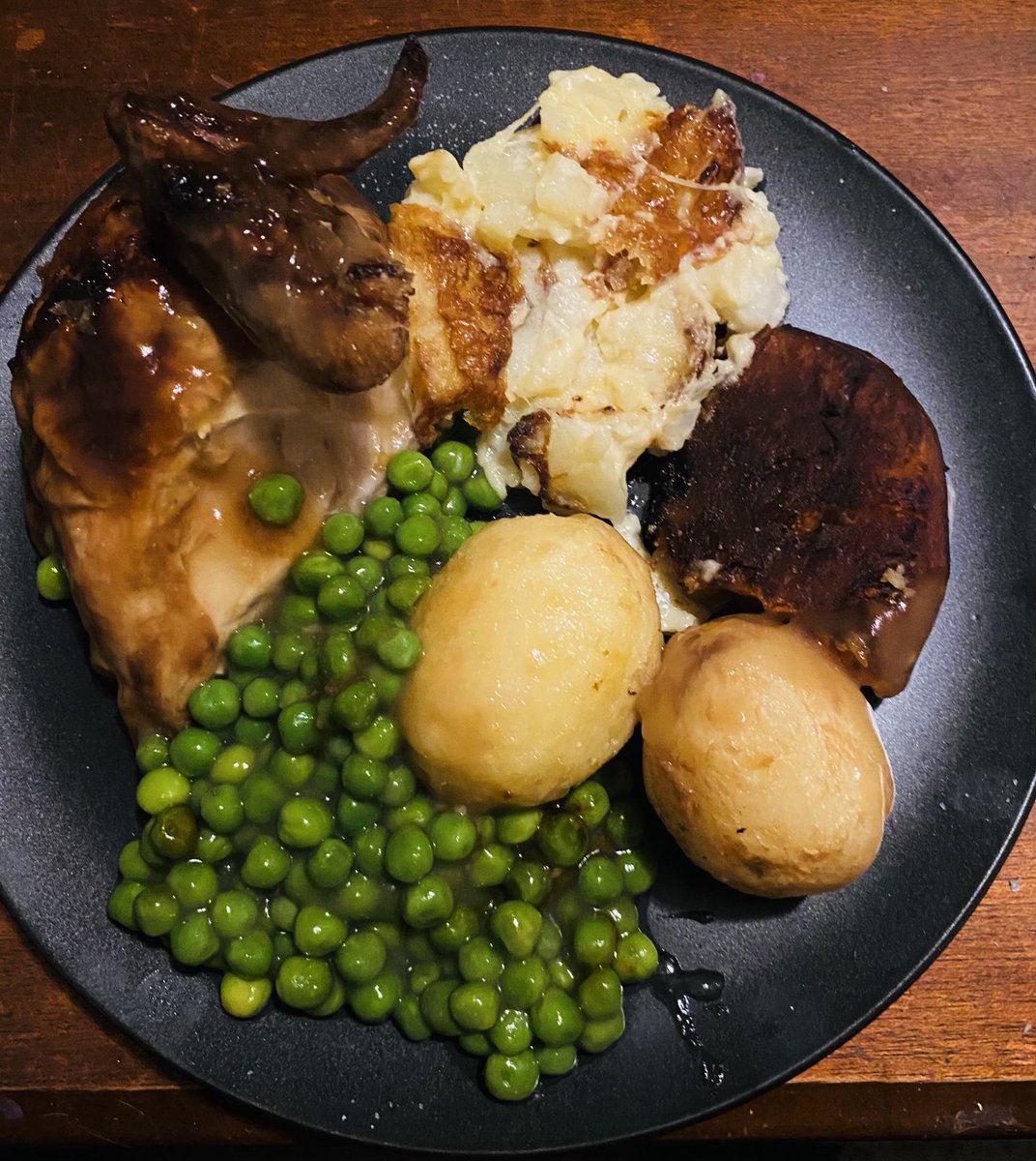 Maggie Magpie tweet media