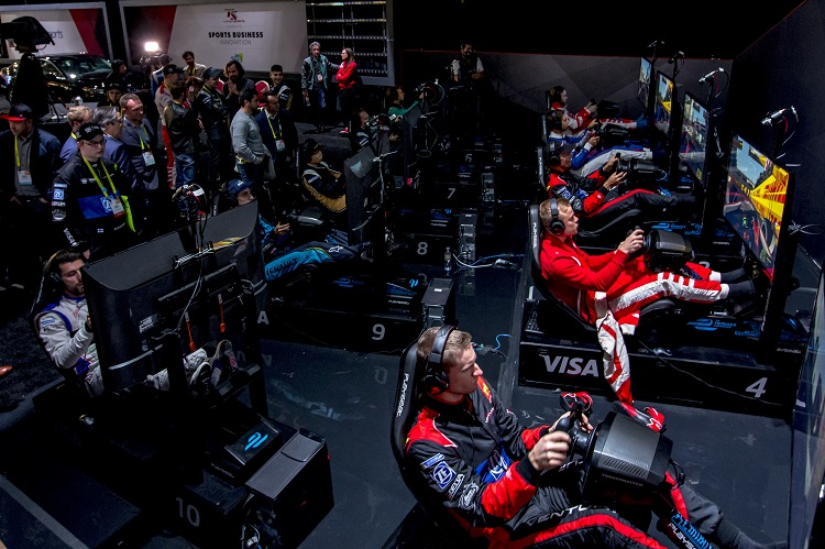 mousesports's tweet image. Sim racing has leveled up tremendously from the first $1M tournament in Las Vegas in 2017 to the second $1M tournament in Riyadh today. Teams, drivers, engineers, hardware, and simulators have developed at an accelerated pace over the years.
A thread🧵👇