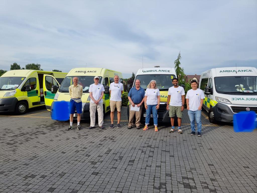 Pleased to announce that our  ‘Sunflower 2’ four ambulance convoy has been handed over to the Ministry of Health of Ukraine, last Tuesday. 

A big, big thank you to our volunteers who drove them there, and to our supporters who enabled this life changing aid to happen. 

🙏🏻🙌🏻