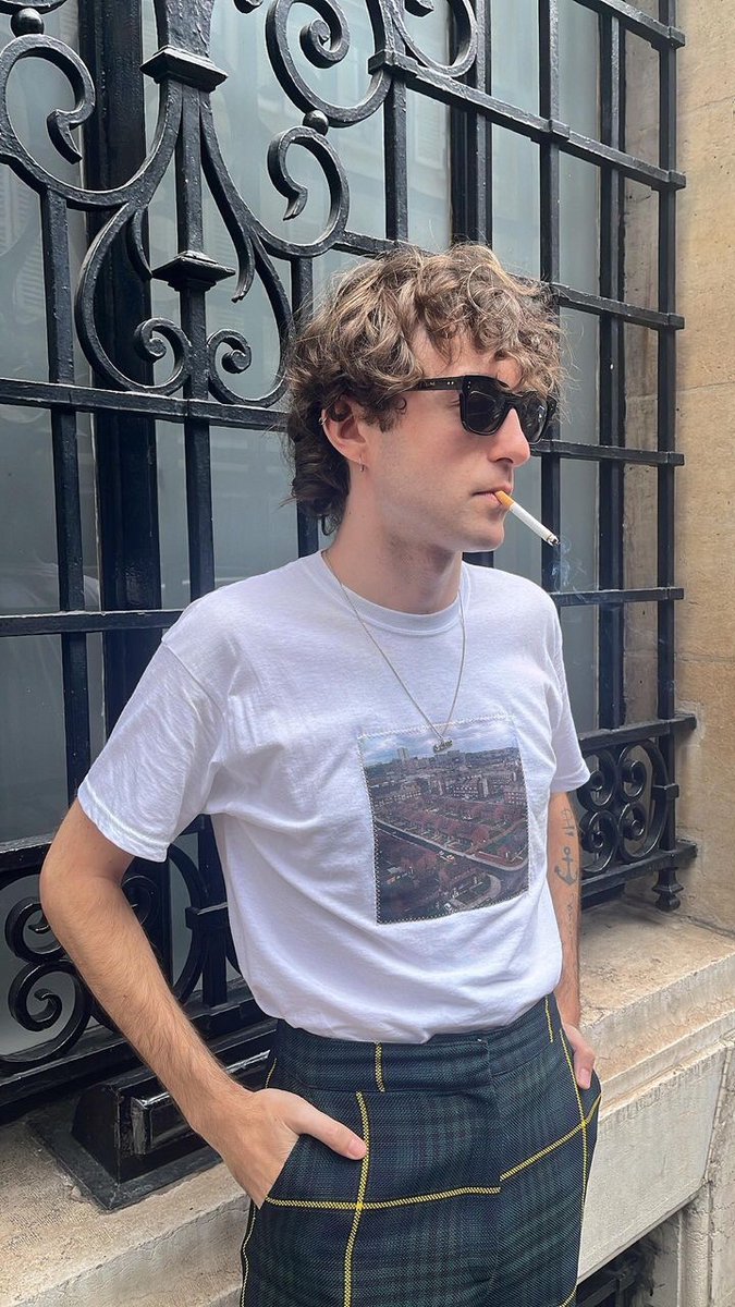 Avec amour de Paris! Many thanks to Hugo for modelling one of my T-shirts 🇫🇷❤️ See you soon. Merci