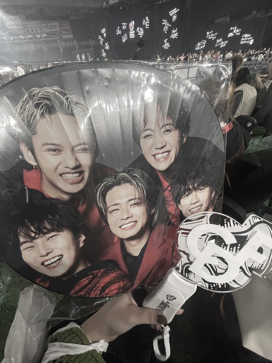 yp___13's tweet photo. 最高でした、ありがとう 🥺🤍
夢みたいでまだほわほわしてる。笑
結婚してください 😮‍💨🫶🏼
#CDF東京ドーム  #コムドット https://t.co/gKLnlEXZWm