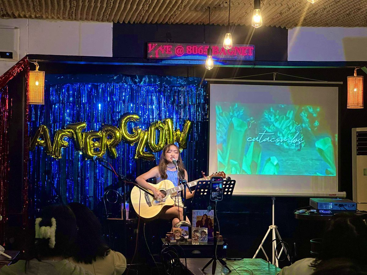 SABAY-SABAY!!! LA AND TUI JUST YOU AND ME FIERY SKIES AND THE RAGING SEAS WE COULD BE 😭

#ZKAnnivGig #ZutaraOPM #Zutara