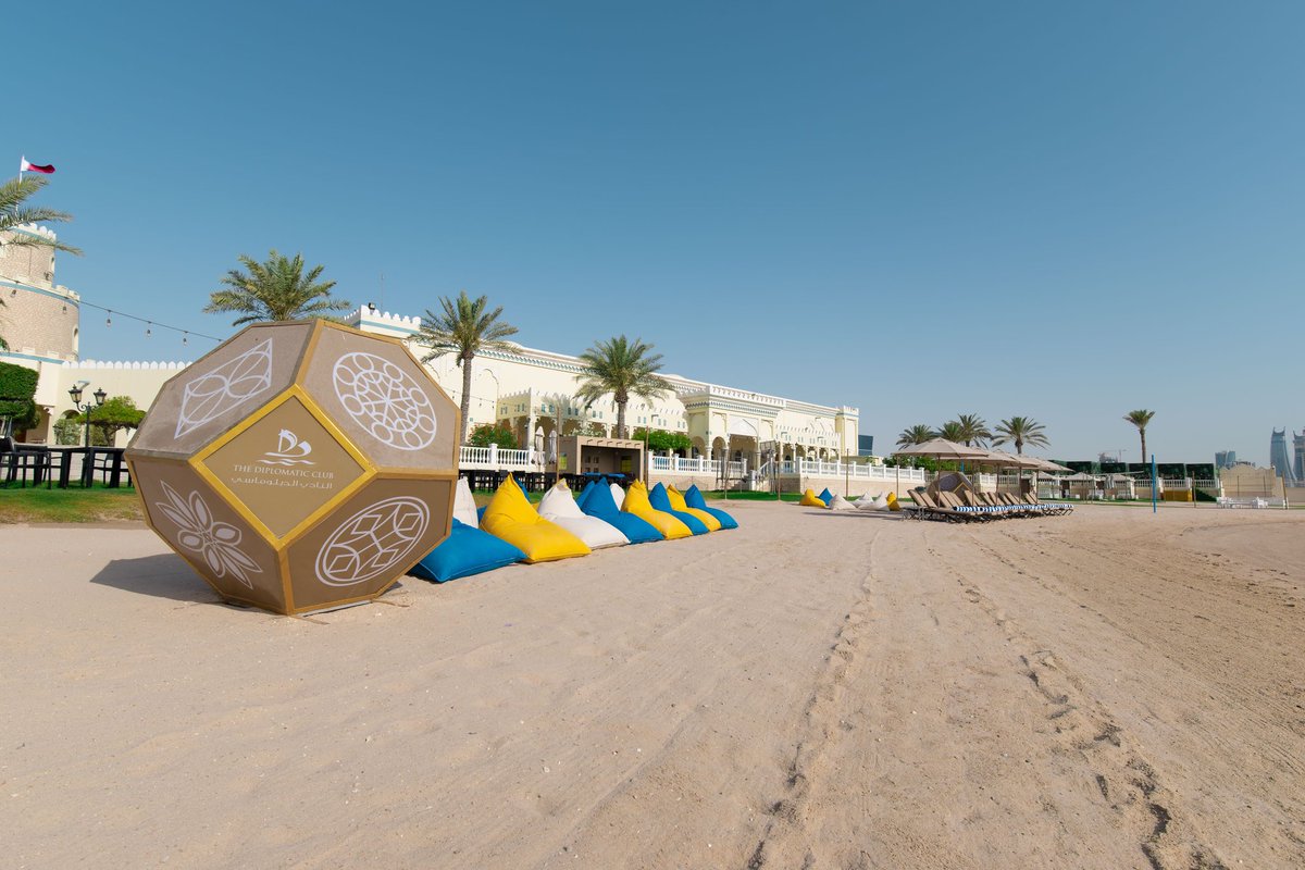 TheDipClub's tweet photo. #dohaicon #ideallocation #qatarihospitality #thediplomaticclub
يمتاز النادي الدبلوماسي بشاطئه الخاص المجهز بكافة وسائل الراحة والإسترخاء حيث يستمتع ضيوفنا بأشعة الشمس وبالوجبات اللذيذة والمشروبات المنعشة https://t.co/wOSuwxDCHW