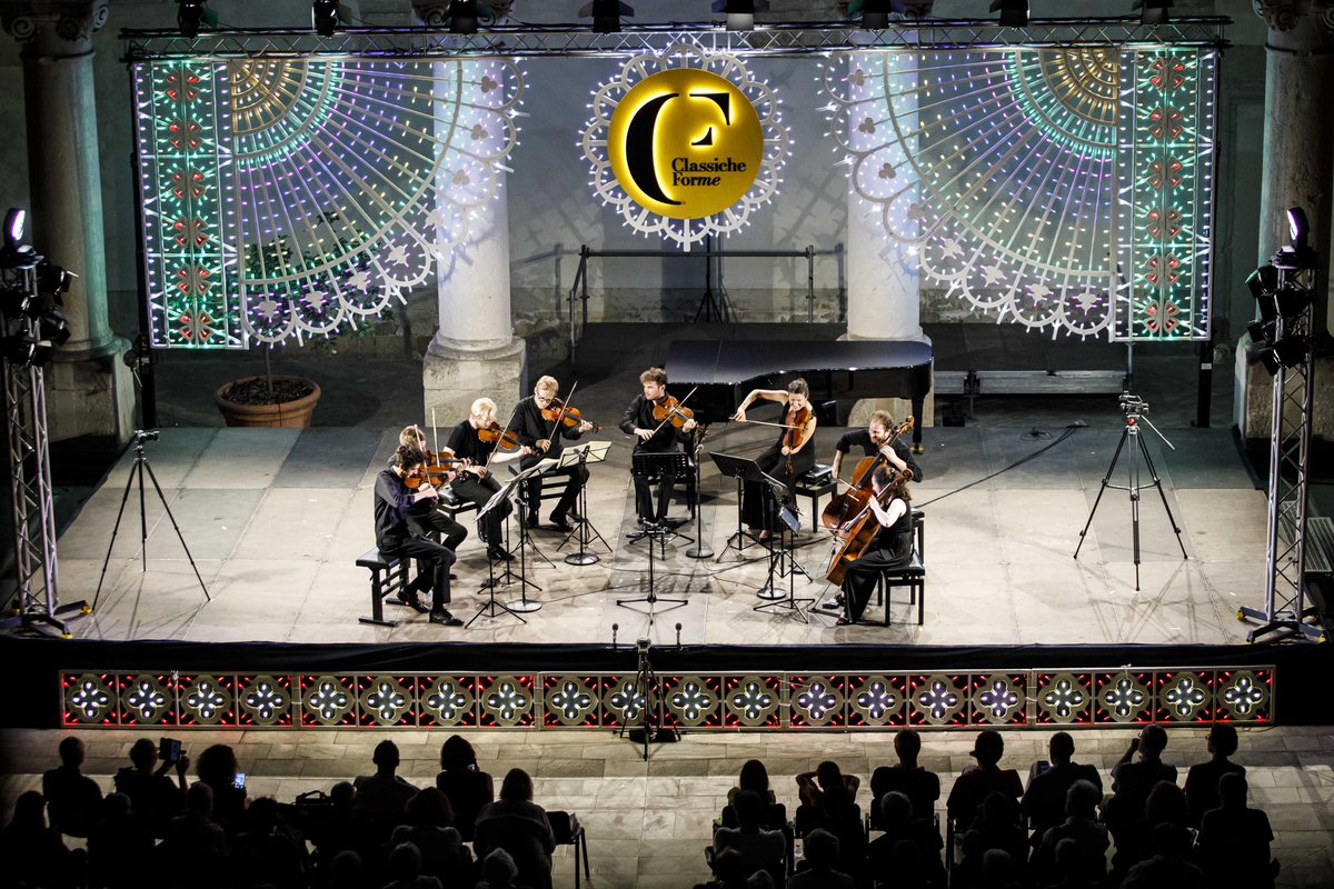 ClassicheForme's tweet photo. Giovedì 20 Luglio la terza serata al Chiostro del Rettorato con @BeatriceRana • @RidoutTimothy • Teyber Trio • Stephen Waarts e @MarmenQuartet 🎶 Ottetto di Mendelssohn! https://t.co/VsIxCxwGs5