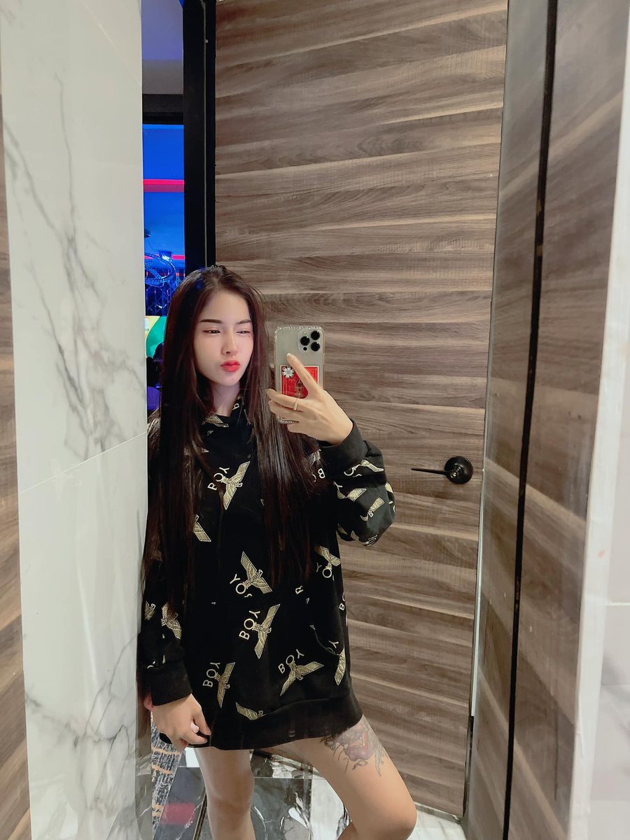 นพมาศ แตงมณี tweet media