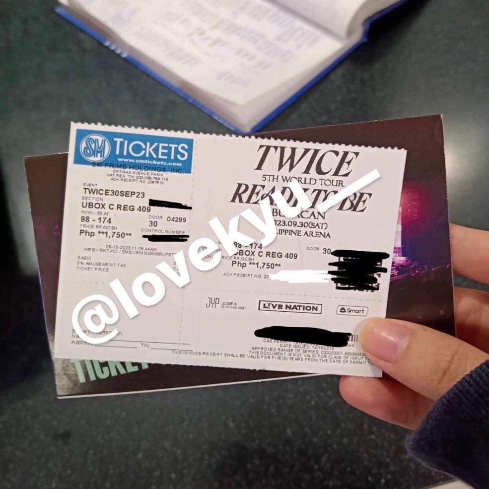 lovekyu__'s tweet photo. wts twice ready to be ph

- ₱2020 (₱1800 if payo)
- 1 tix UBOX C REG 409 (DAY 1)
- can ship or meet up on d-day
rfs: badly need funds

#TWICE_5TH_WORLD_TOUR #TWICEINBULACAN #TWICE_5TH_WORLD_TOUR_BULACAN

#. bulacan ph arena ready to be ticket https://t.co/5EM8pcmnoq