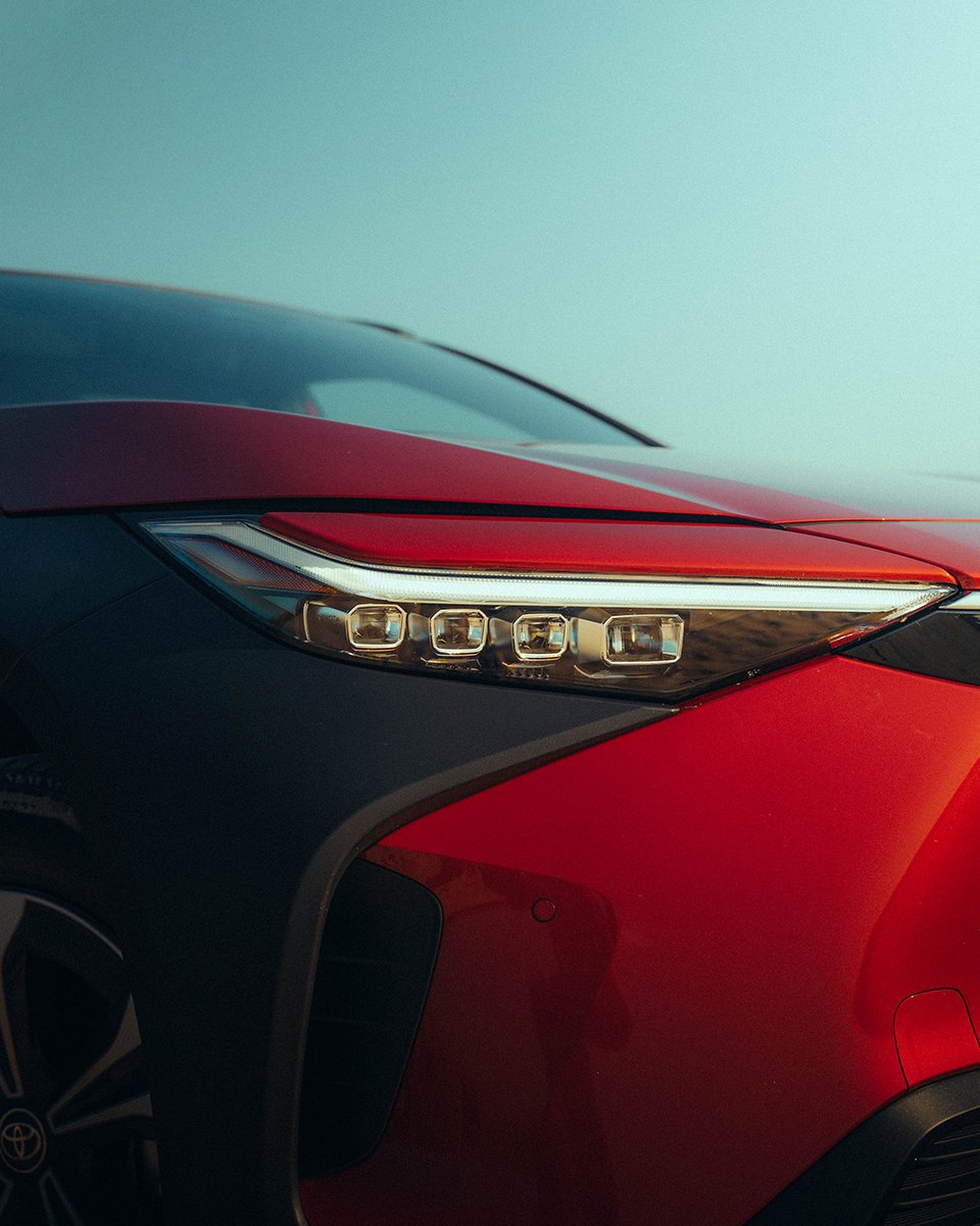 "Its ride is perfectly pitched to deliver effortless levels of comfort, while keen drivers will appreciate the #bZ4X’s dynamic prowess and its ability to deliver a surprising amount of fun on the road." - AutoExpress

Read more at autoexpress.co.uk/toyota/bz4x

📸 <a href="/ted_howells/">Ted Howells</a> 

#EV