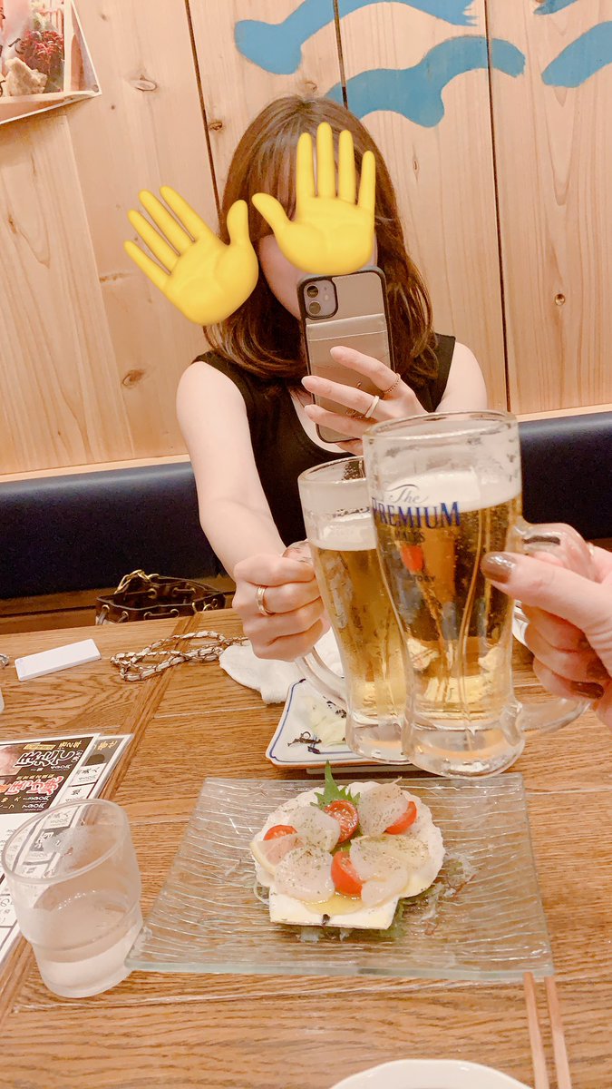 arusukeee's tweet photo. 顔がいい女@pprr_cc と飲み(定期) https://t.co/SdfxrCYWP0