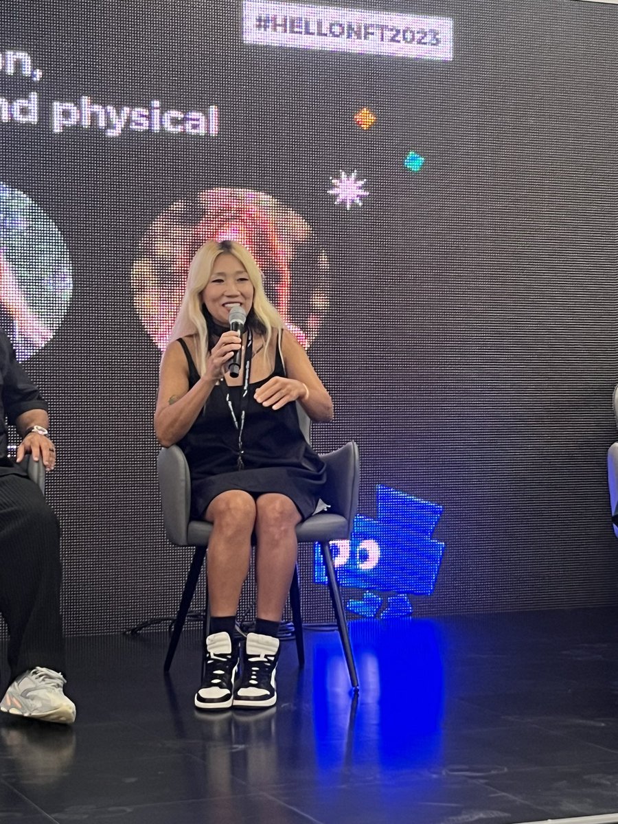 usay_eth's tweet photo. Making meaningful connections at the intersection of fashion and NFTs! 🌐👗 

Thanks to @hello_web3 , I had a blast connecting with @gmoneyNFT @hyperian_yoni and Andy ! 

#NFT  #HelloNFT https://t.co/OTh3cmLQlk