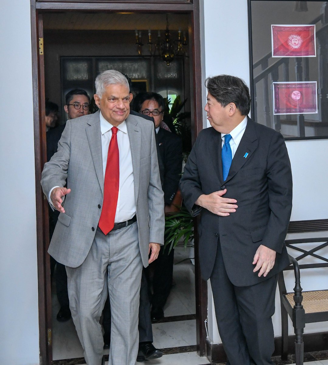 vajirasumeda's tweet photo. #Srilanka visiting #Japan foreign minister met president .Both parties expressed the importance of expediting the implementation key projects  of cooperation,  Light Rail Transit (LRT), East Terminal,  Kandy Development , Central Highway, and the expansion of the B I A https://t.co/uDsgk8qnRn