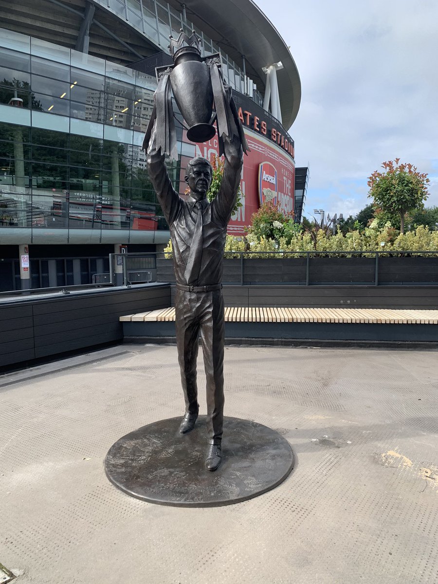 Arsenal_NSW's tweet photo. The boss #wenger #arsenal https://t.co/b6IGjUWfYy