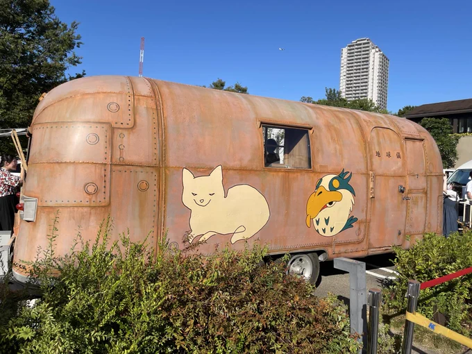 ネコチャーンバス見てきた NIGIちゃん遠目で見てもデカい