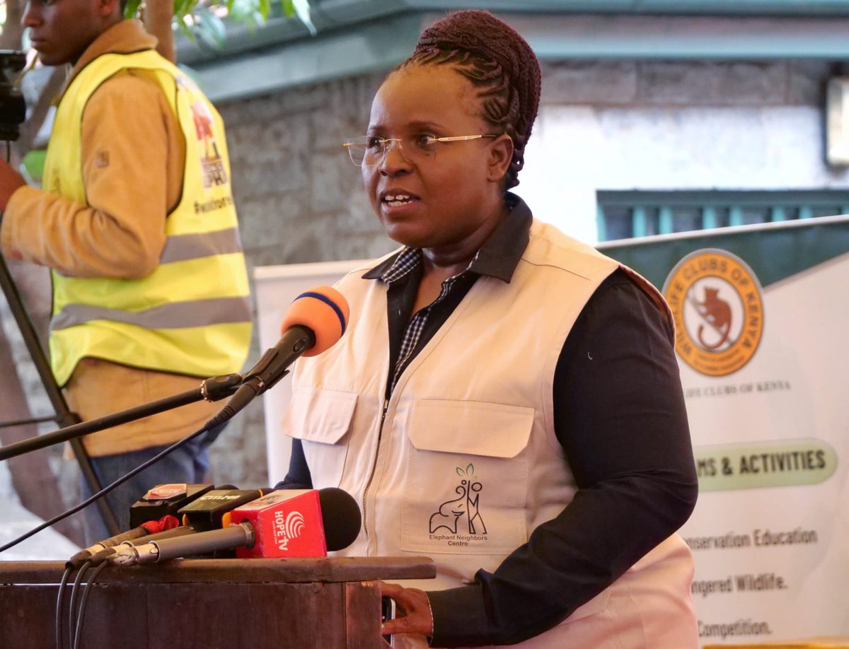 WildlifeKe_'s tweet photo. CS @peninah_malonza officially flags off @NyamuJim s 3200km East-Central Africa elephant awareness campaign walk (Kenya - Uganda - Rwanda - DRC).
#walkforelephants
#IvoryBelongsToElephants https://t.co/lb5A34HU2m