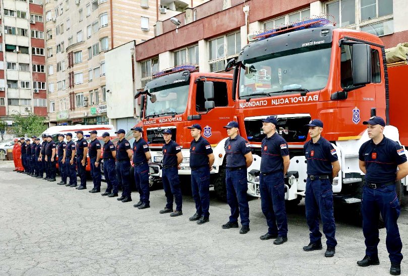 Impressed by the valuable support provided through the 🇪🇺 #EUCivilProtectionMechanism to combat the wildfires currently raging in the #Mediterranean.

2 firefighting airplanes from 🇪🇸#Spain are currently active in 🇹🇳#Tunisia, while 🇷🇸#Serbian firefighters are active in 🇬🇷#Greece!