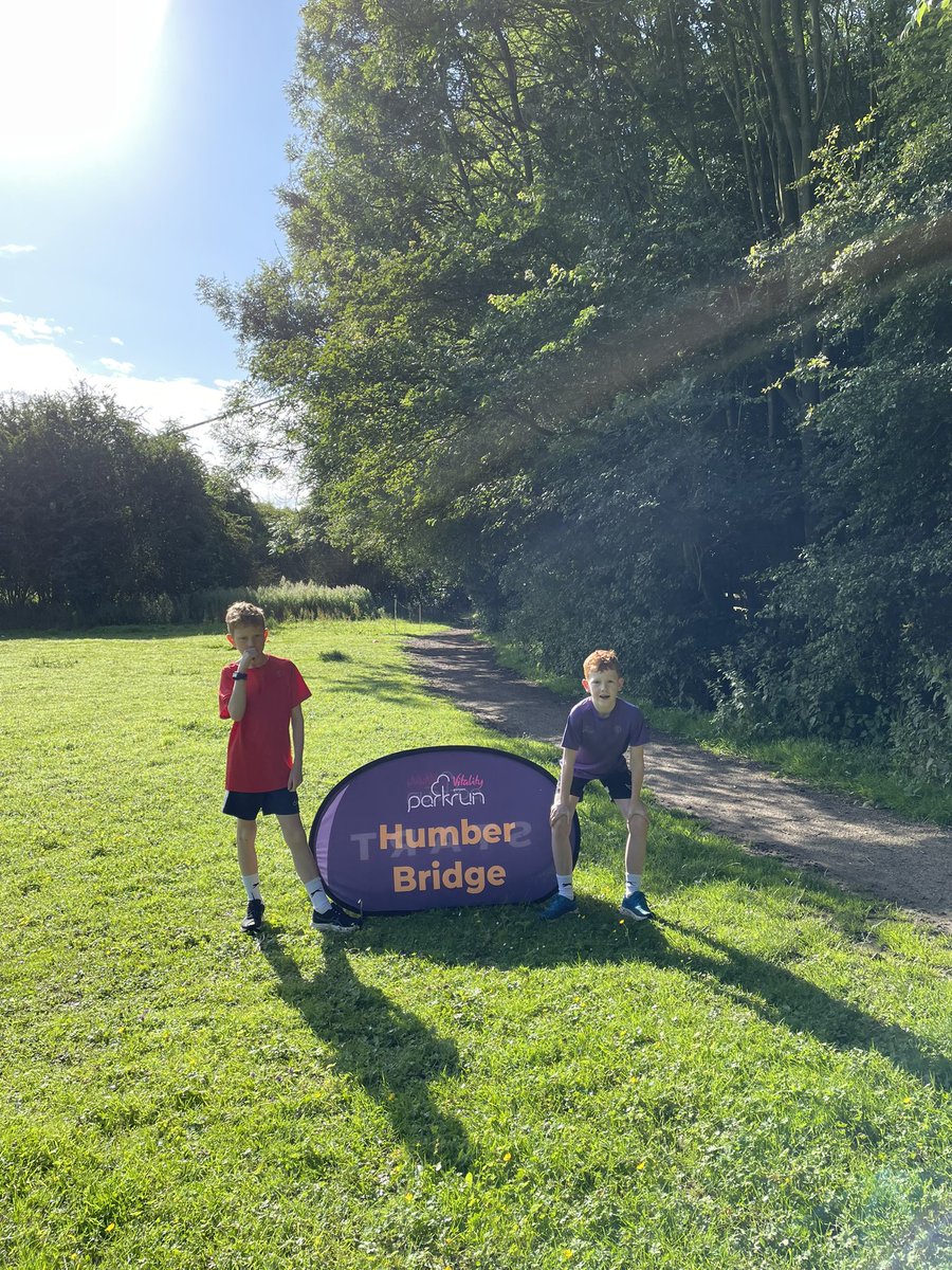 AmyAbethell's tweet photo. Thank you for having us @hbparkrun
🏃‍♀️🏃‍♂️🏃‍♂️🏃‍♂️🌁☀️
@colwickparkrun touristing this week. @parkrunUK https://t.co/87O5JSkNHD