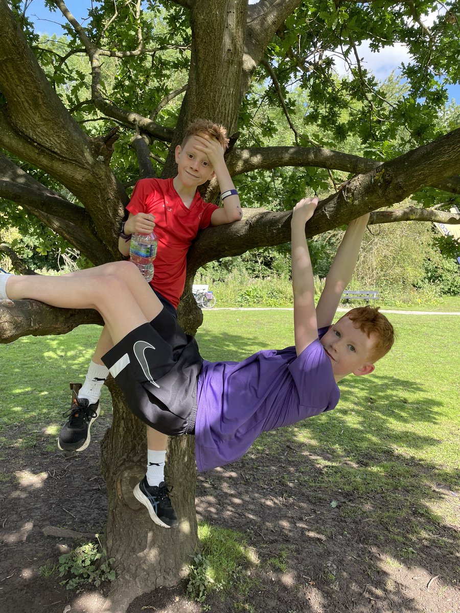 AmyAbethell's tweet photo. Thank you for having us @hbparkrun
🏃‍♀️🏃‍♂️🏃‍♂️🏃‍♂️🌁☀️
@colwickparkrun touristing this week. @parkrunUK https://t.co/87O5JSkNHD