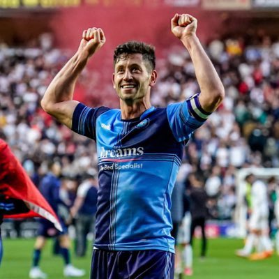 stevedarney's tweet image. Simply … thankyou captain 🫡💙 … @joe_jacobson. What a journey, and what a player and someone who we are lucky to have had for so long and continue to do so!!. Your story and ours isn’t over yet 💙 … enjoy today and roll on Exeter 👍🏼 … #Leftfootwand #JJ #chairboys #wycombe …