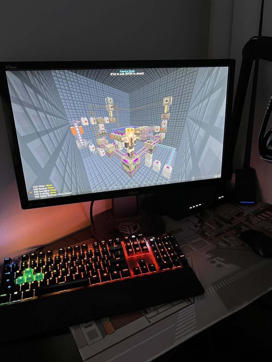 TrapOnWednesday's tweet photo. I love minecraft. https://t.co/0kATkXBRaL