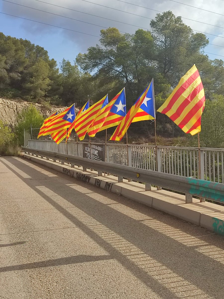 calafell_anc's tweet photo. Ponts per la independència 
2023, Calafell https://t.co/woiD1zYAv9