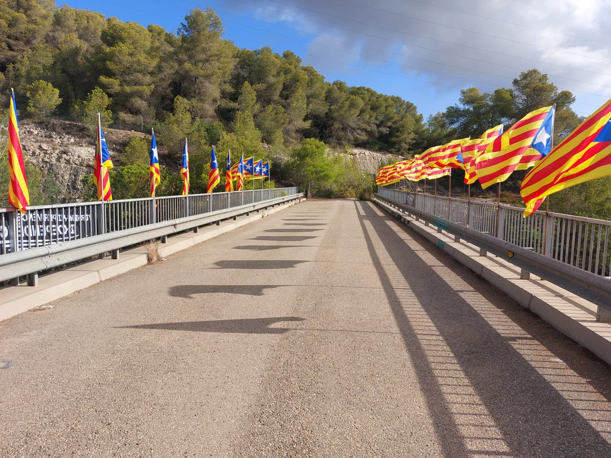 Ponts per la independència 
2023, Calafell